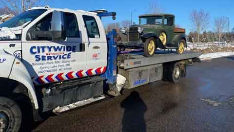 Fast Towing Brooklyn Park MN